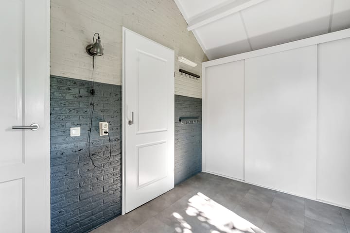 Photo 14 of Bottelroos 25