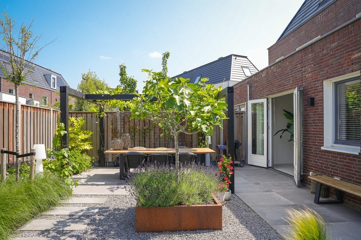 Foto 40 van Bernagiestraat 4