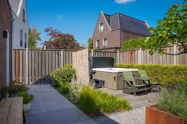 Foto 43 van Bernagiestraat 4