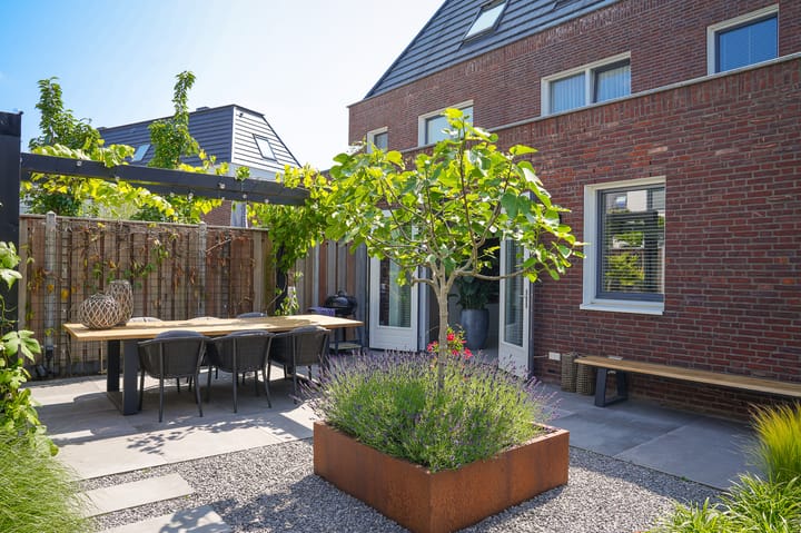 Foto 47 van Bernagiestraat 4