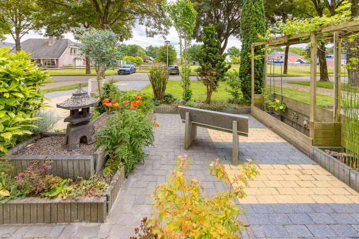 Photo 6 of Middenlaan 119