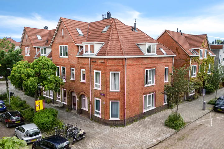 Photo 1 of Koninginnelaan 51-B