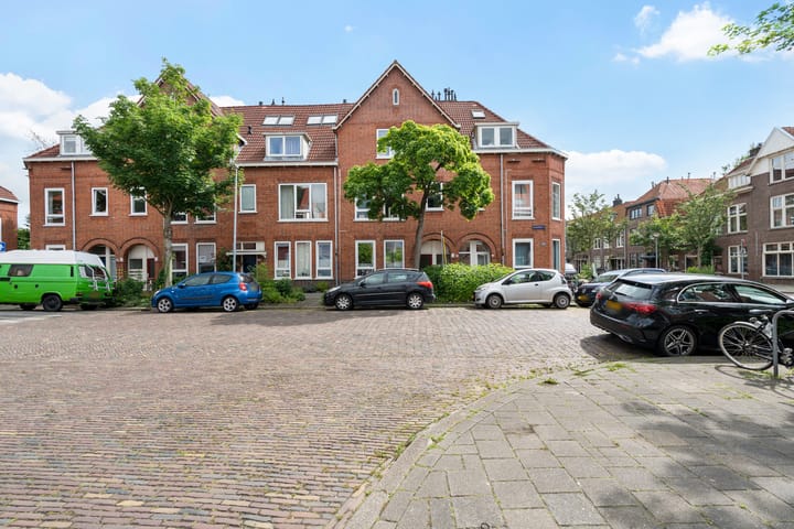Photo 8 of Koninginnelaan 51-B