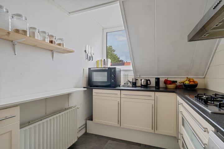 Photo 15 of Koninginnelaan 51-B