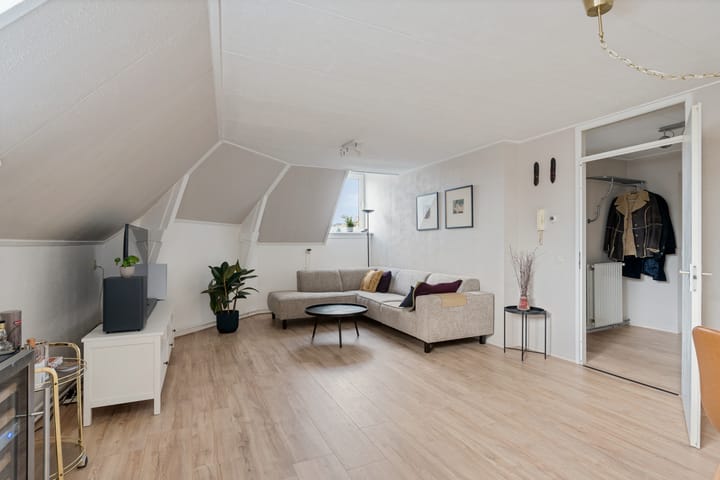 Photo 17 of Koninginnelaan 51-B