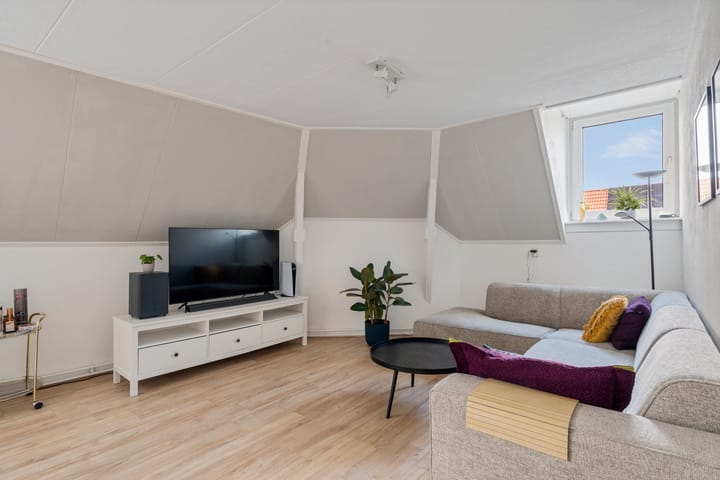 Photo 18 of Koninginnelaan 51-B