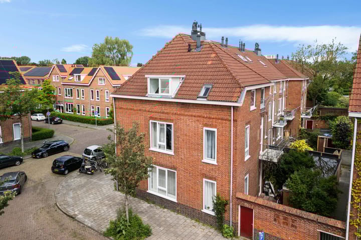 Photo 34 of Koninginnelaan 51-B