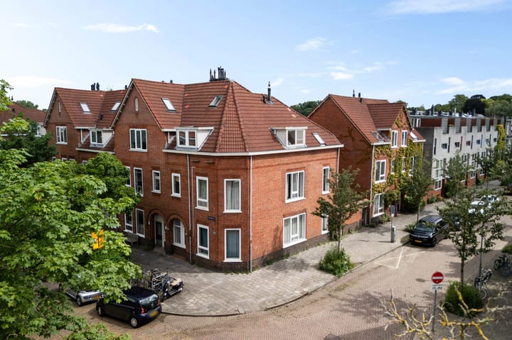 Photo 35 of Koninginnelaan 51-B