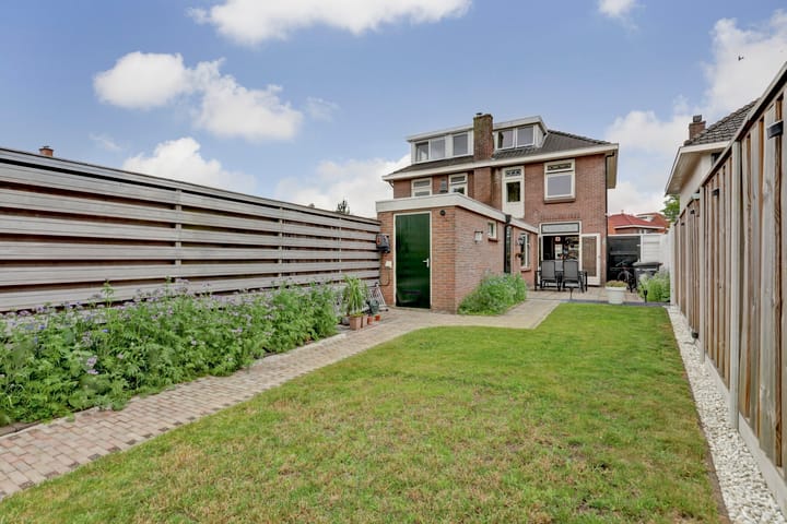 Foto 24 van Begoniastraat 44