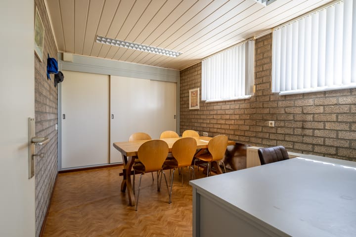 Photo 41 of Zandberg 19