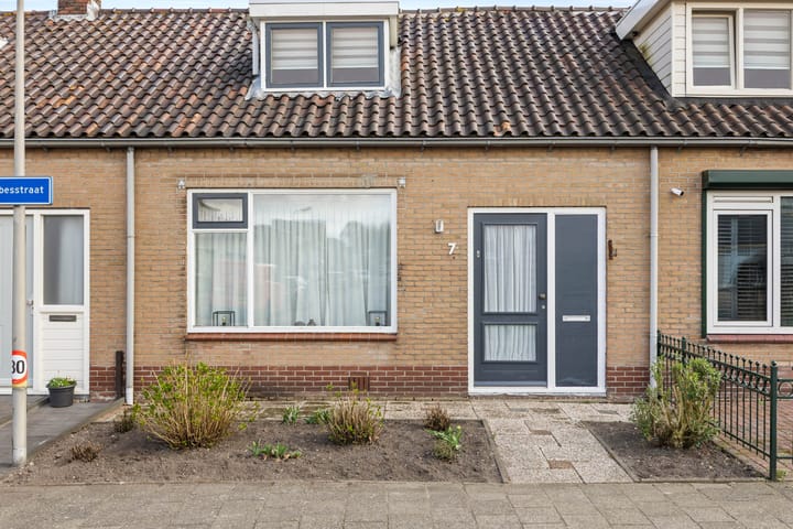 Foto 2 van Bosbesstraat 7