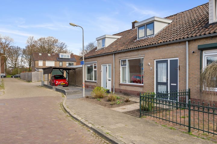 Foto 26 van Bosbesstraat 7