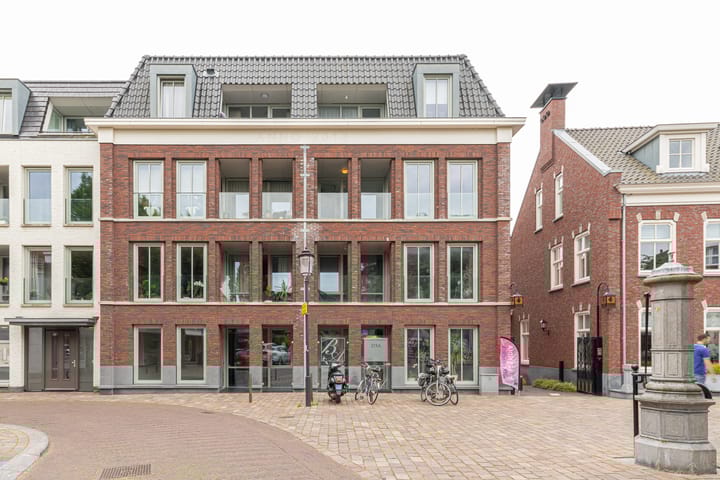 Heereweg 215, Lisse