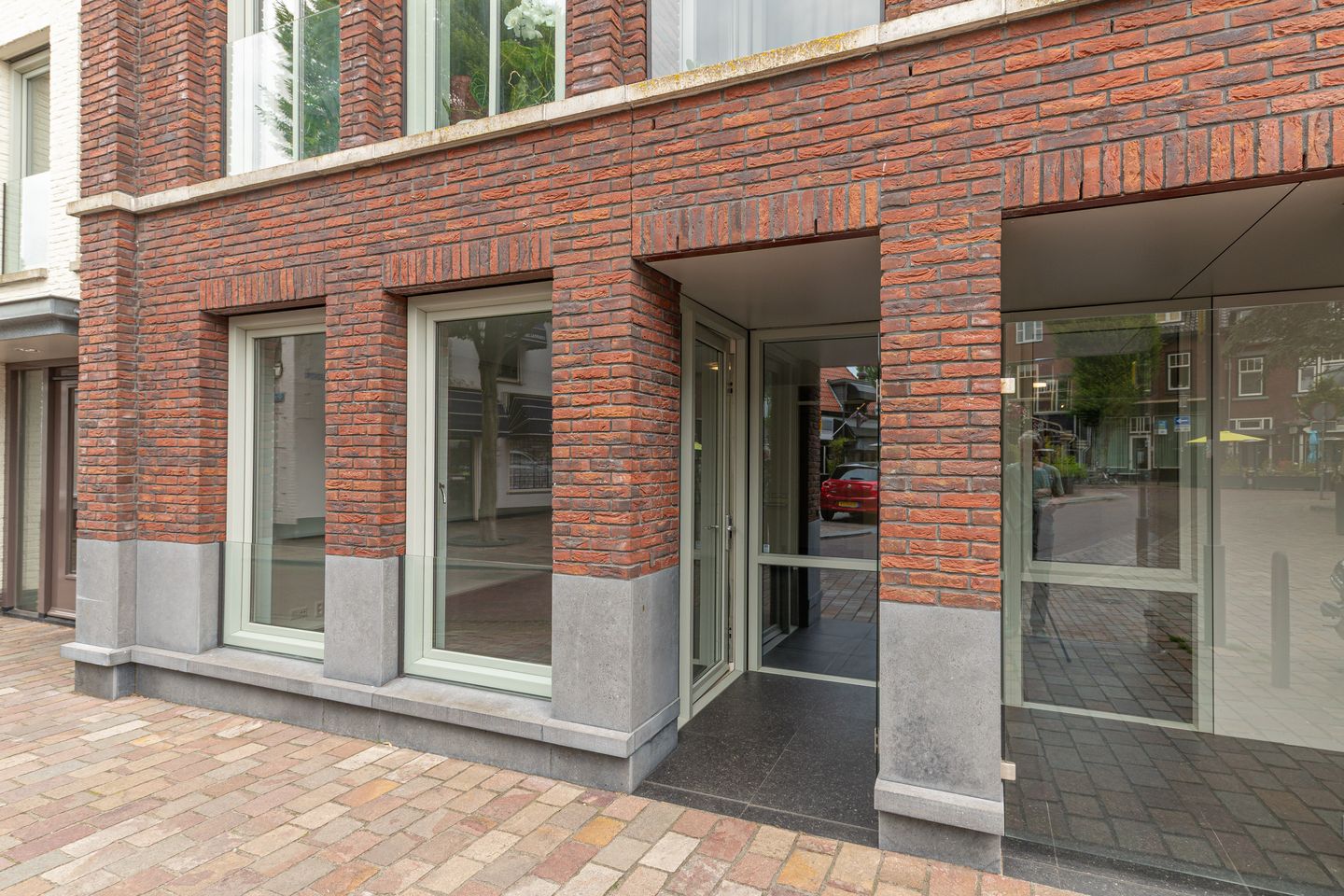 View photo 3 of Heereweg 215