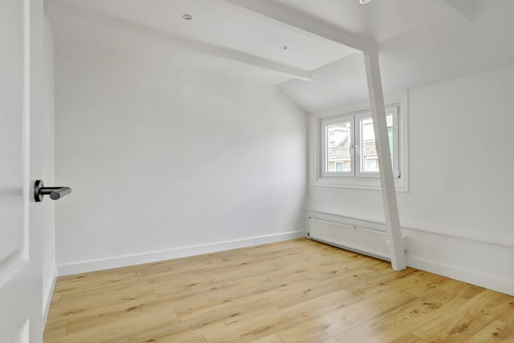 Foto 23 van Machinistenstraat 12