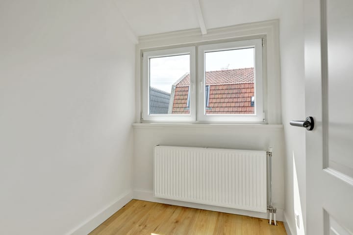 Foto 26 van Machinistenstraat 12