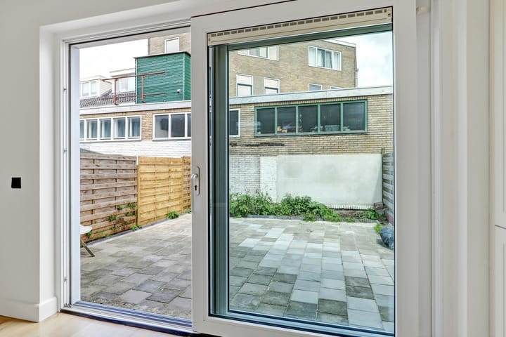 Foto 32 van Machinistenstraat 12