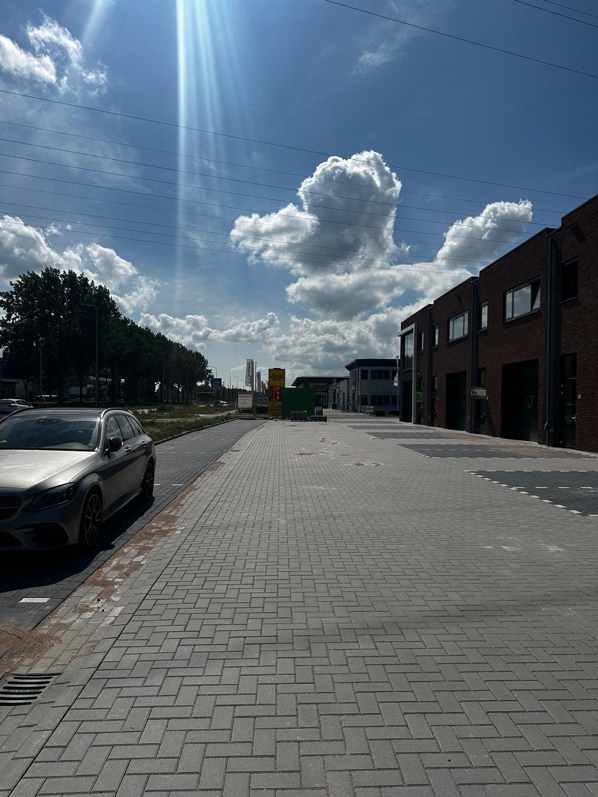 View photo 2 of Marconistraat 37
