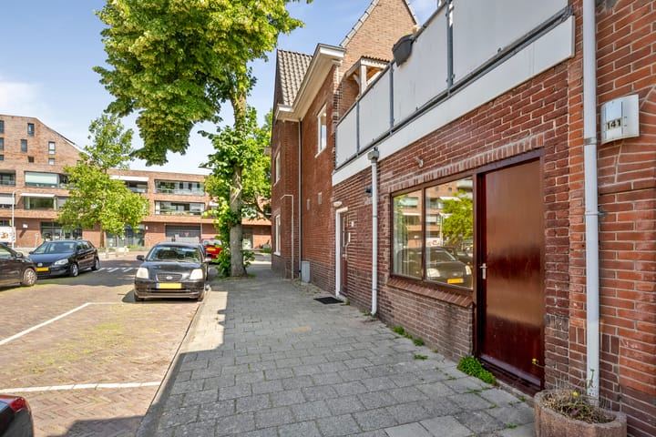 Foto 4 van Rijnstraat 143