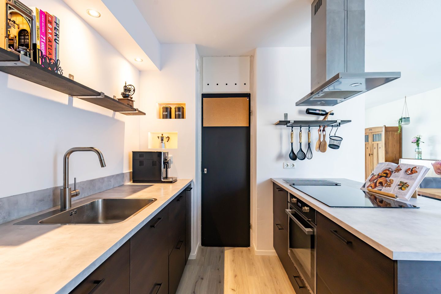 Foto 29 van Simon de Vliegerstraat 64