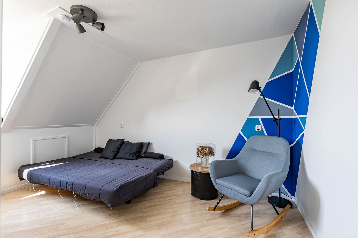 Foto 49 van Simon de Vliegerstraat 64