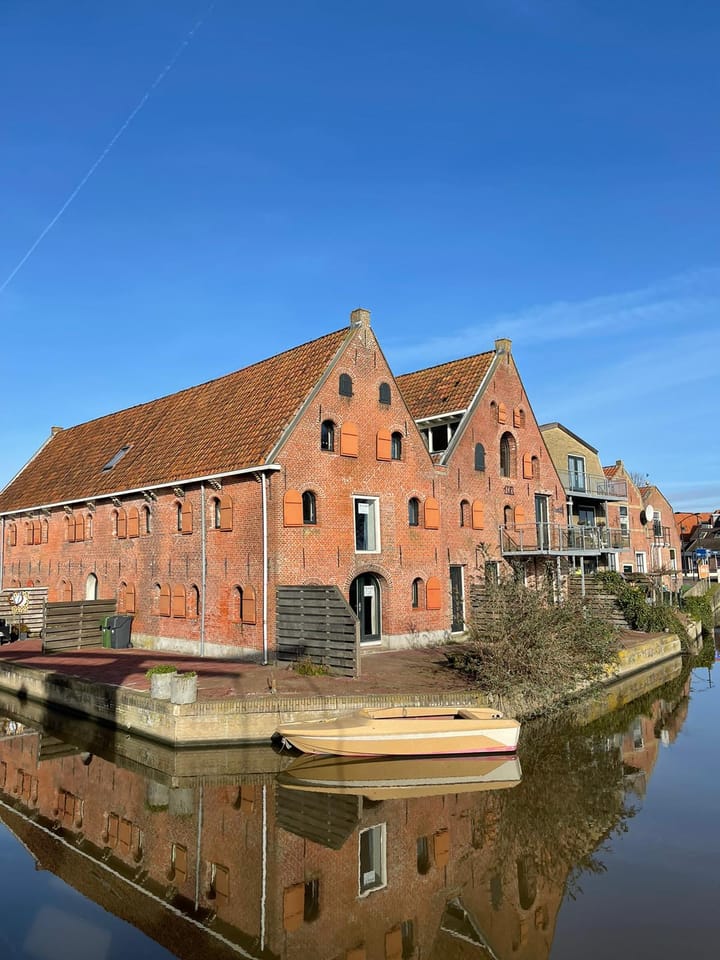 Photo 2 of Harlingerweg 3-E