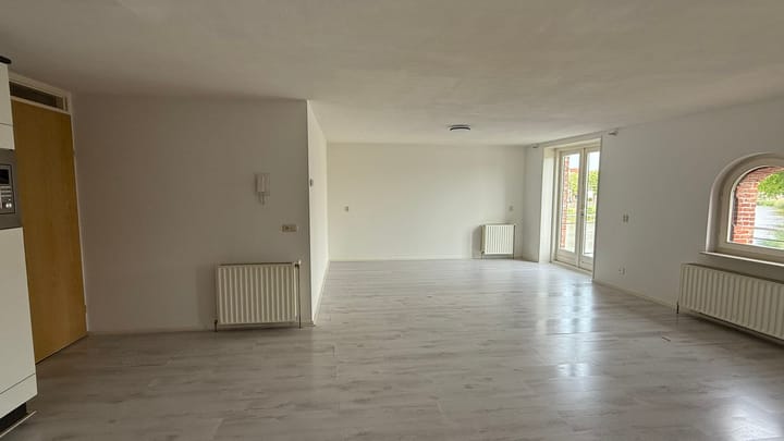 Photo 4 of Harlingerweg 3-E