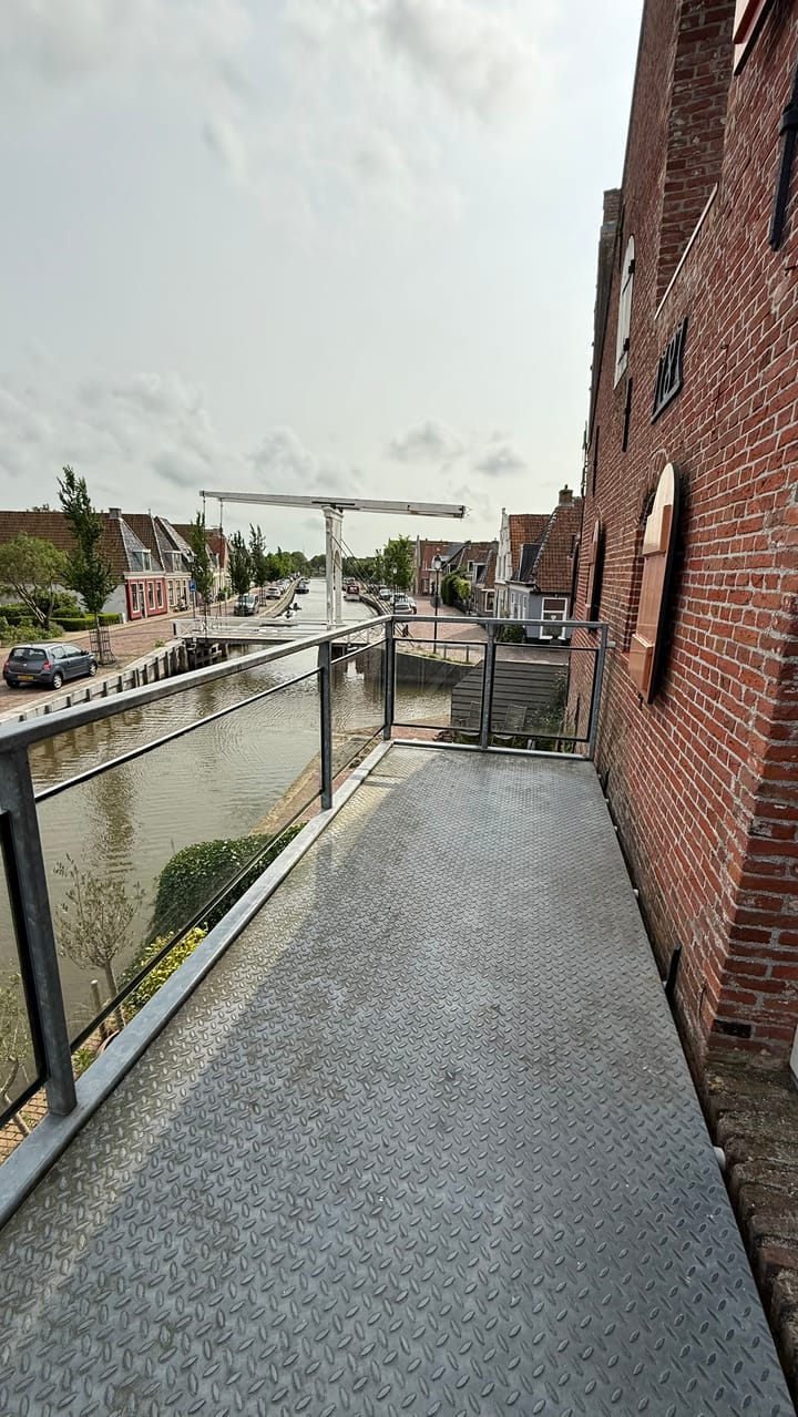 Foto 9 van Harlingerweg 3-E