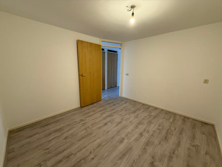 Foto 11 van Harlingerweg 3-E