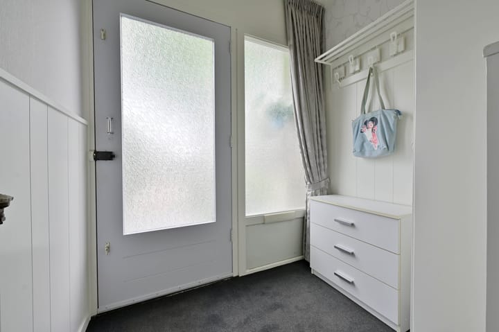 Photo 2 of Jan Willemszstraat 9