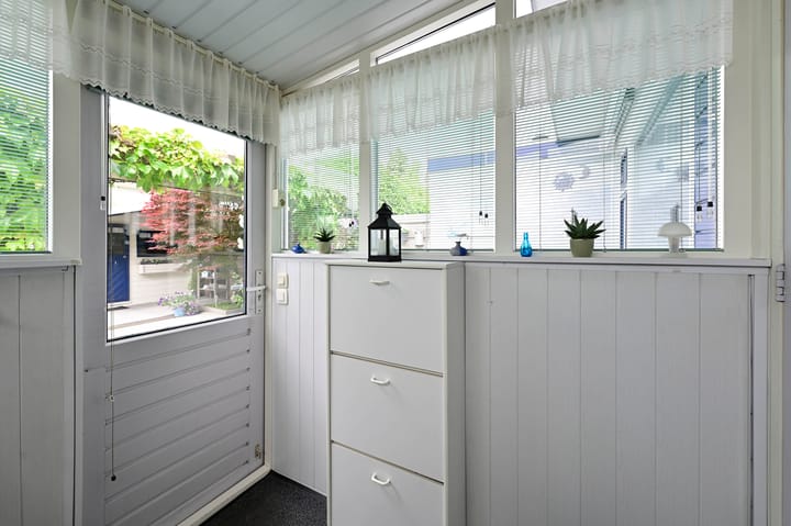 Photo 18 of Jan Willemszstraat 9