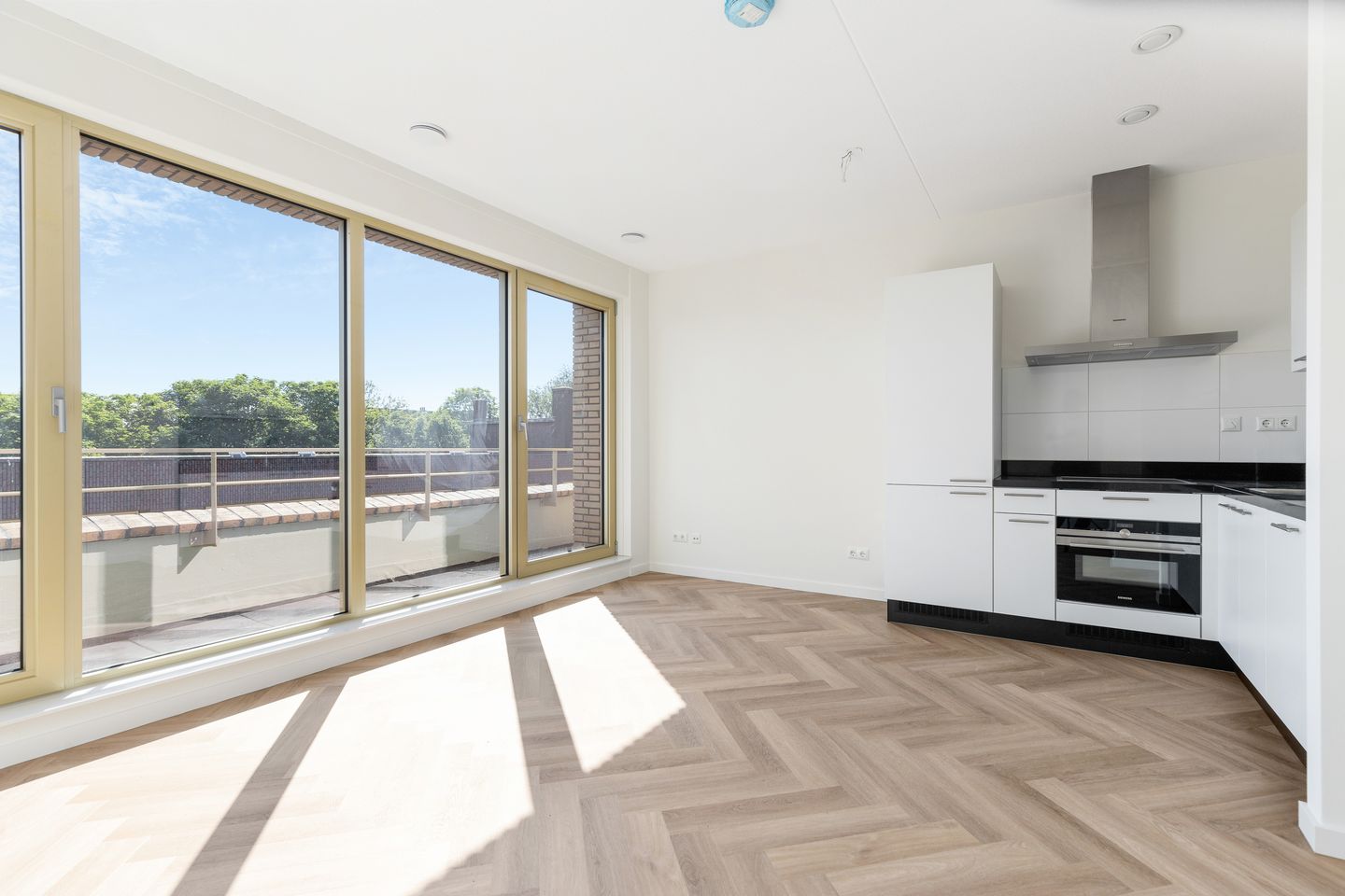 Photo 4 of Krommeniestraat 115