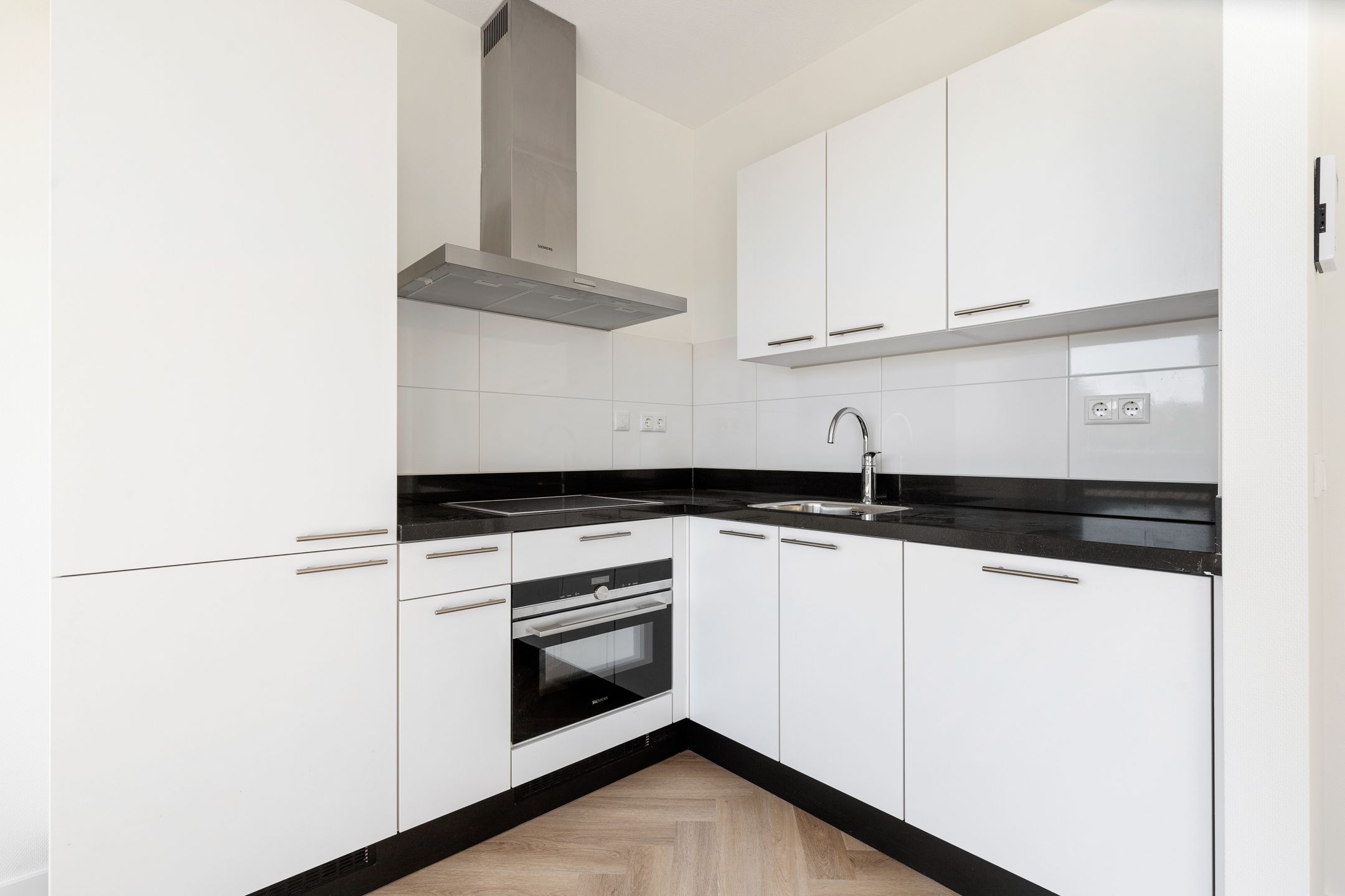 Photo 6 of Krommeniestraat 115