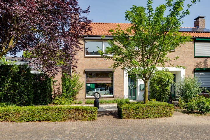 Foto 2 van Troelstrarondweg 16