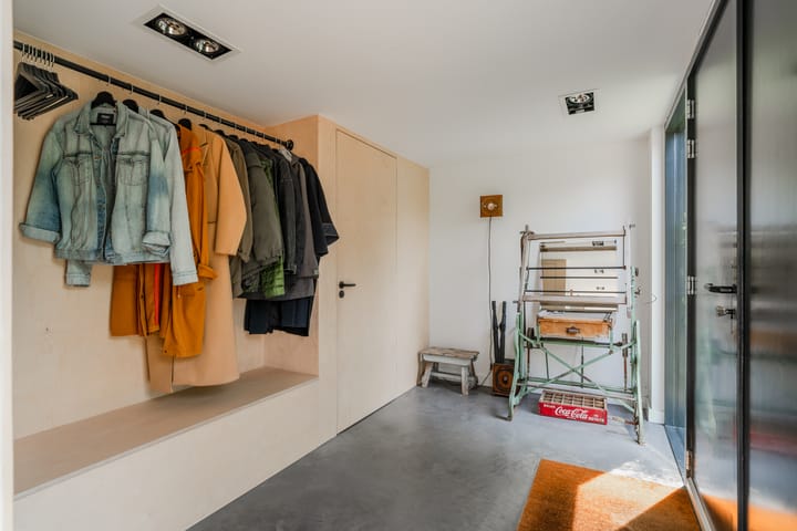 Photo 47 of Lisstraat 31