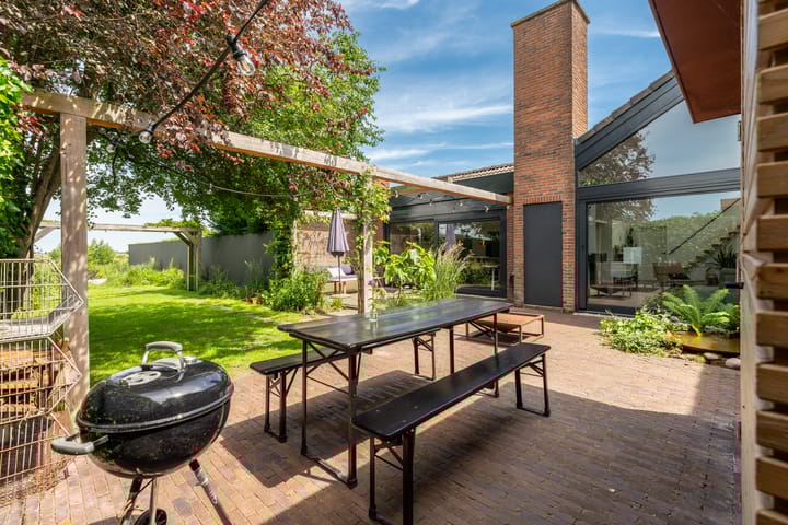 Photo 52 of Lisstraat 31