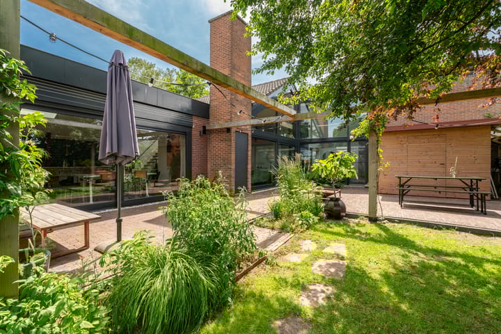 Photo 56 of Lisstraat 31