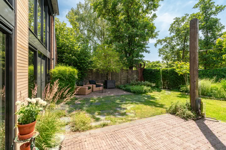 Photo 66 of Lisstraat 31