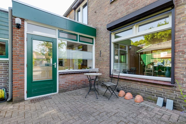 Foto 48 van Troelstrarondweg 16