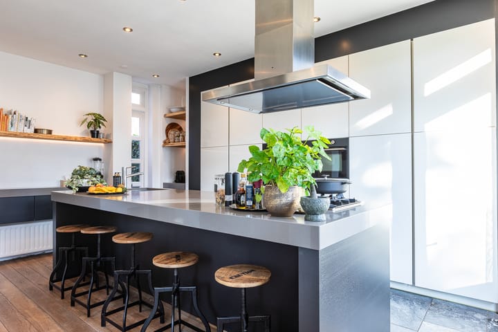 Photo 19 of Nicolaas Beetsstraat 35