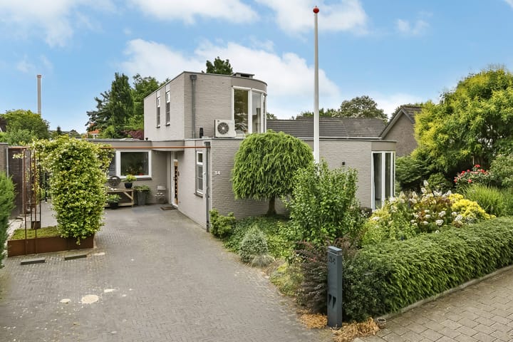 Foto 1 van Marga Klompélaan 34