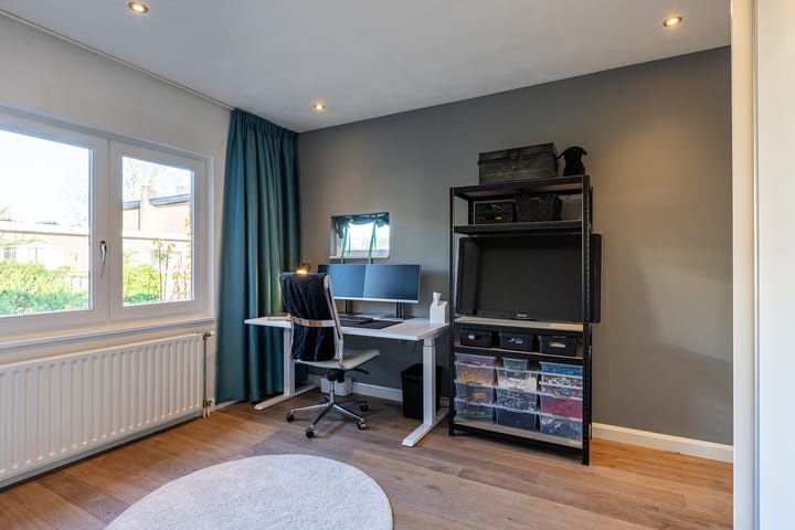 Photo 37 of Nicolaas Beetsstraat 35