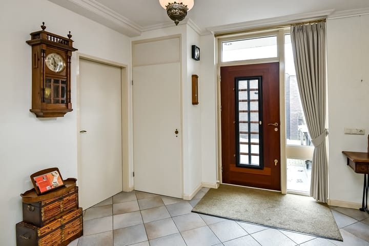 Foto 26 van Marga Klompélaan 34