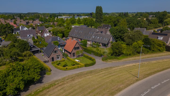 Foto 2 van Waalbandijk 77