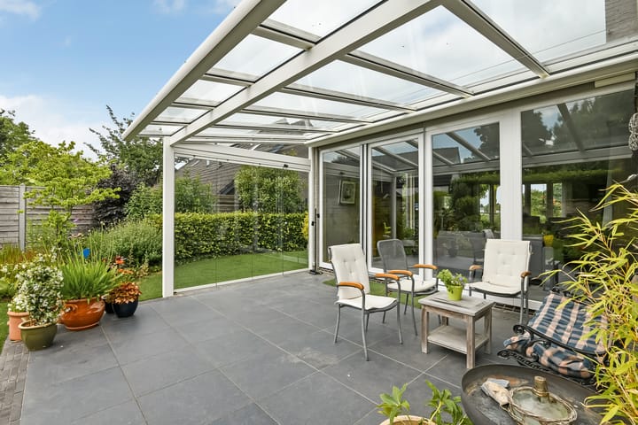 Foto 37 van Marga Klompélaan 34