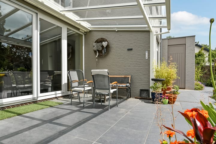 Foto 39 van Marga Klompélaan 34