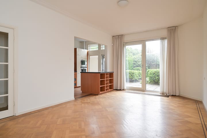 Foto 9 van Van Alkemadelaan 98