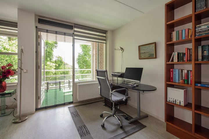 Foto 12 van Buizerdlaan 163