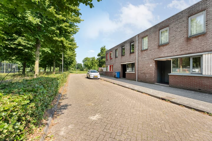 Photo 4 of Rossinistraat 16