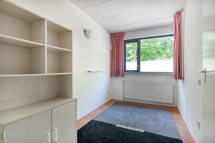 Photo 8 of Rossinistraat 16